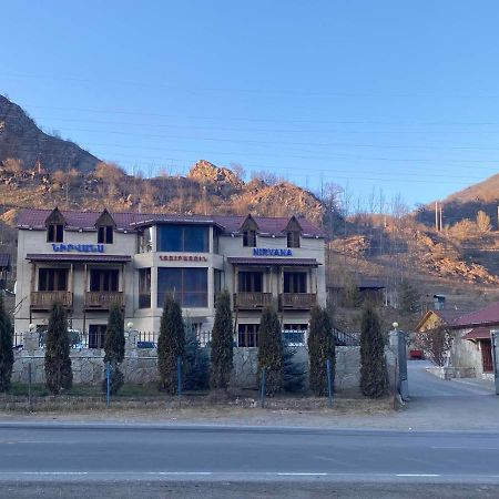 Hotel Nirvana Діліжан Екстер'єр фото